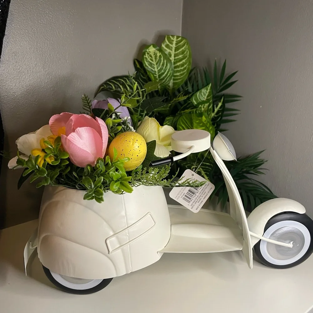 Easter Spring Floral Moped with Easter Eggs and Flowers Tabletop Decor- NWT